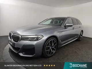 BMW 5-serie Touring 530e M-sport | 19 Inch W spaak | Elek glazen panorama dak | Trekhaak |