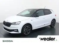 Škoda Fabia Monte Carlo 1.0 TSI 95 PK | 17" Lichtmetalen velgen | Verwarmbare voorstoelen | Apple Ca