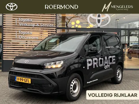 Toyota PROACE CITY Electric Challenger 50 kWh | Rijklaar | Info: 06-11738929