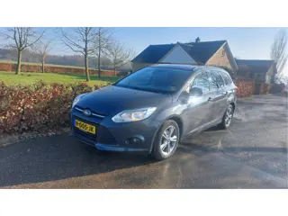 Ford FOCUS Wagon 1.0 EcoBoost Titanium AIRCO/NAVI BJ 2013