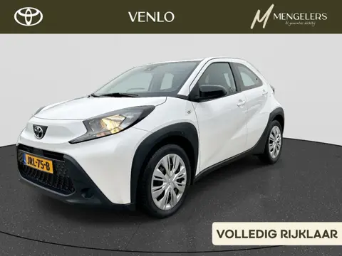 Toyota Aygo X 1.0 VVT-i MT Play RIJKLAAR | Airco | Camera | Cruise Control Adaptief | Navi via App