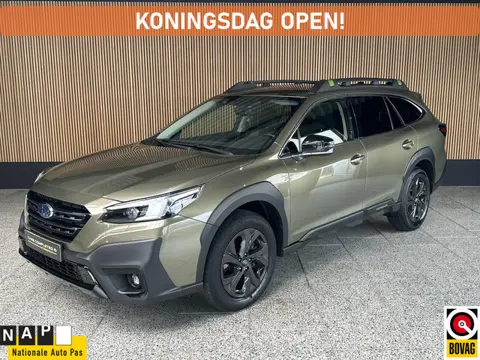 Subaru Outback 2.5i CVT AWD | NL auto | Lederen bekleding | Trekhaak