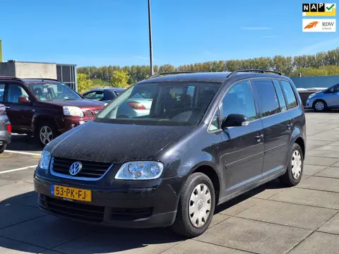 Volkswagen Touran €1850,-1.6-16V FSI Trendline 7 Pers Apk 2027