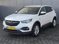 Opel Grandland X 1.2 Turbo Business +