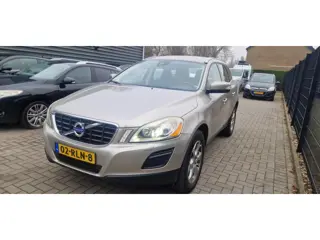 Volvo XC60 2.4 D5 AWD Summum