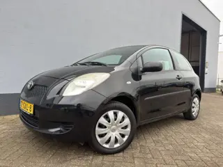 Toyota Yaris 1.0 VVTi - Airco - Trekhaak