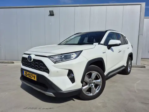 Toyota RAV4 2.5 Hybrid AWD Executive Automaat | Schuif/kantel dak | JBL | Navigatie | Cruise control