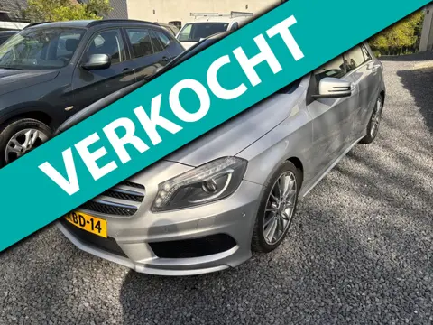 Mercedes-Benz A-klasse 180 Ambition AMG AUTOMAAT