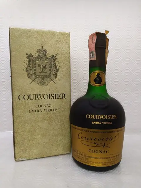 Courvoisier - Extra Vieille - b. Jaren 1980 - 70cl