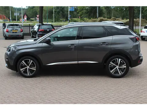Peugeot 3008 1.6 e-THP GT Line / Trekhaak / Panoramadak / Camera / Navigatie / 18'' / Keyless / DAB 