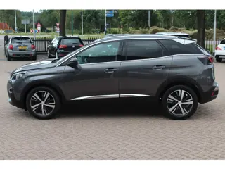 Peugeot 3008 1.6 e-THP GT Line / Trekhaak / Panoramadak / Camera / Navigatie / 18'' / Keyless / DAB 