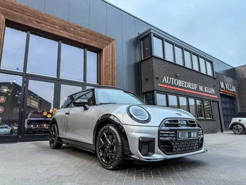 Mini Mini 2.0 Cooper S John Cooper Works M F1 aut 204pk/Pano/Camera/Head up/Led