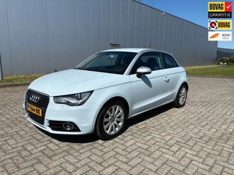 Audi A1 1.4 TFSI Ambition , Climaat control, Navigatiesysteem , Stoelverwarming