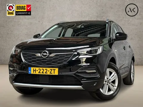 Opel Grandland X 1.2 Turbo Innovation Automaat (APPLE CARPLAY, GROOT NAVI, LEDER, STUUR/STOELVERWARM