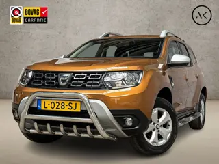 Dacia Duster 1.6 SCe Prestige (NAVIGATIE, CAMERA, GETINT GLAS, TREKHAAK, SPORTSTOELEN, LM VELGEN, CR