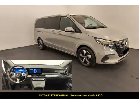 Mercedes-Benz EQV 300 L2 90kWh 8 zitter 57.959 inclusief BTW Distronic Stoelverwarming LED Camera Wi