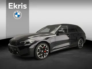 BMW 3 Serie Touring 330e Individual Lak | M Sportpakket Pro | Innovation Pack | Comfort Pack | Panor
