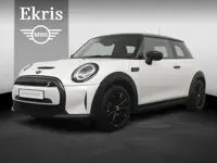 MINI 3-deurs Electric | Camden Edition | Achteruitrijcamera | Stoelverwarming | Panoramadak | Keyles