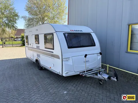 Adria Altea 472 LU Luifel, mover, fietsenrek