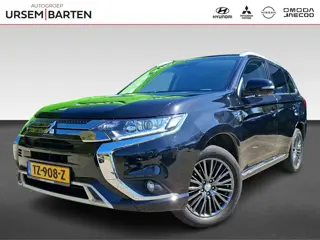 Mitsubishi Outlander 2.4 PHEV Pure + (bj 2018, automaat)