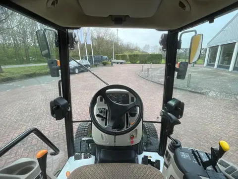 John Deere 3046R-777852