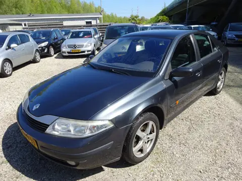 Renault Laguna 1.8-16V Tech Road 5 deurs airco trekhaak