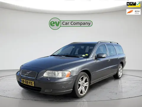 Volvo V70 2.4 Edition Sport | Automaat | Panoramadak | Memory Seats | Trekhaak | Leder | Stoelverwar