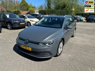 Volkswagen Golf Variant 1.0 eTSI Life Business , automaat , navigatie , pdc voor en achter met camer