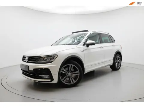 Volkswagen Tiguan 2.0 TSI 4Motion 3x R LINE PANO VIRTUAL CAM