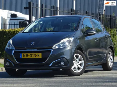 Peugeot 208 1.2 PureTech Blue Lease 5DRS NAVI/CAMERA/PDC/LED