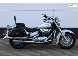 Suzuki Chopper VL 800 Intruder Volusia NL Motor vele extra's
