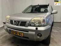 Nissan X-Trail 2.5 Columbia Premium - Achter / Front Schade