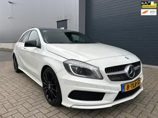 Mercedes-Benz A-klasse 180 Ambition AUT PANO AMG PDC
