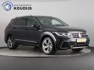 Volkswagen Tiguan Allspace 1.5 TSI R-Line Business+ (NL-Auto / Elek. Trekhaak / Matrix / Camera / AC