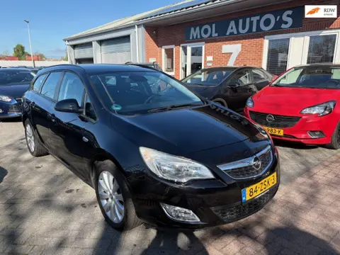 Opel Astra Sports Tourer 1.4 Turbo Sport