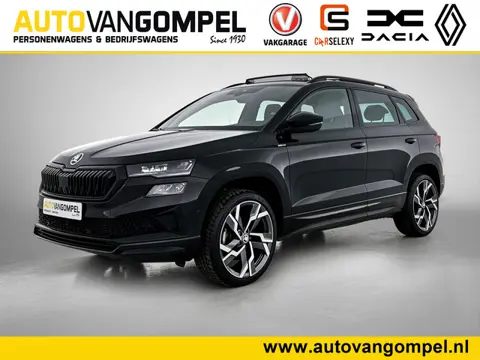 Škoda Karoq 1.5 TSI ACT Sportline Business | PANORAMADAK | 360 CAMERA | WINTERPACK | KEYLESS | NAVI 
