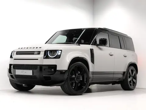 Land Rover Defender 2.0 P300e 110 Dynamic Edition