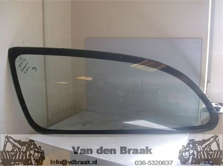 Nissan Almera 3 deurs 1995-2000 Plakruit linksachter