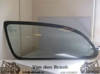 Nissan Almera 3 deurs 1995-2000 Plakruit linksachter