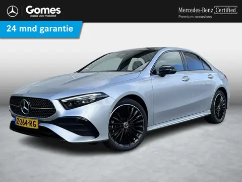 Mercedes-Benz A-klasse Limousine 250 e AMG Line | Night Pakket | Panoramadak | Premium Pakket | Mult