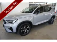 Volvo XC40 2.0 B3 Plus Dark Harman Kardon premium Camera