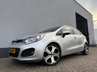 Kia Rio 1.2 CVVT ComfortLine - KLEPPEN HOORBAAR