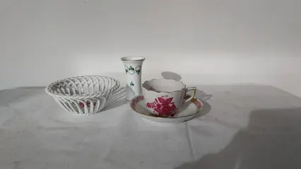 Herend - Kop en schotel/vaas/ schaaltje - Porselein