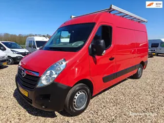 Opel Movano 2.3 CDTI L2H2 , Lage km , Apk April 2027 , Camera , Airco Trekhaak imperiaal , Nette bus