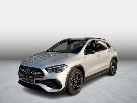 Mercedes-Benz GLA-klasse 200 Business Solution AMG | Premium Plus pakket| Memory pakket | Panoramada