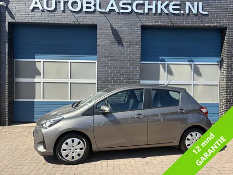 Toyota Yaris 1.5 Hybrid Aspiration, climate/cruise control