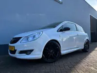 Opel Corsa 1.2-16V Essentia