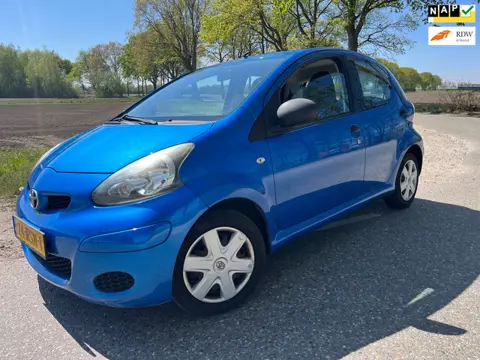 Toyota Aygo 1.0-12V Now / 2011 5drs airco nap!
