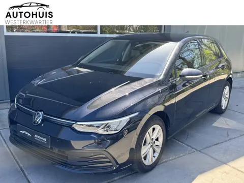 Volkswagen Golf 1.0 TSI 110pk H6 Life Business Virtual Cockpit Massagestoel Navigatie Stoel- Stuurve