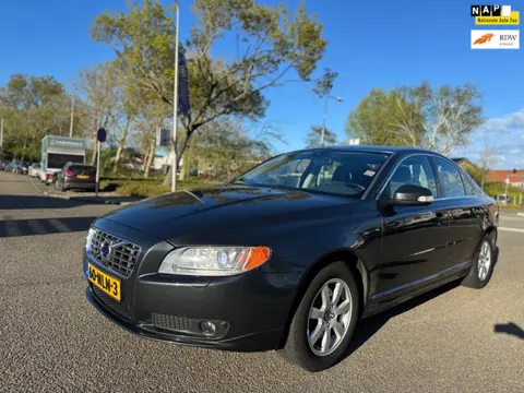 Volvo S80 2.0 T Limited Edition / airco / cruise.control / navigatie / leder / trekhaak / elek.pakke